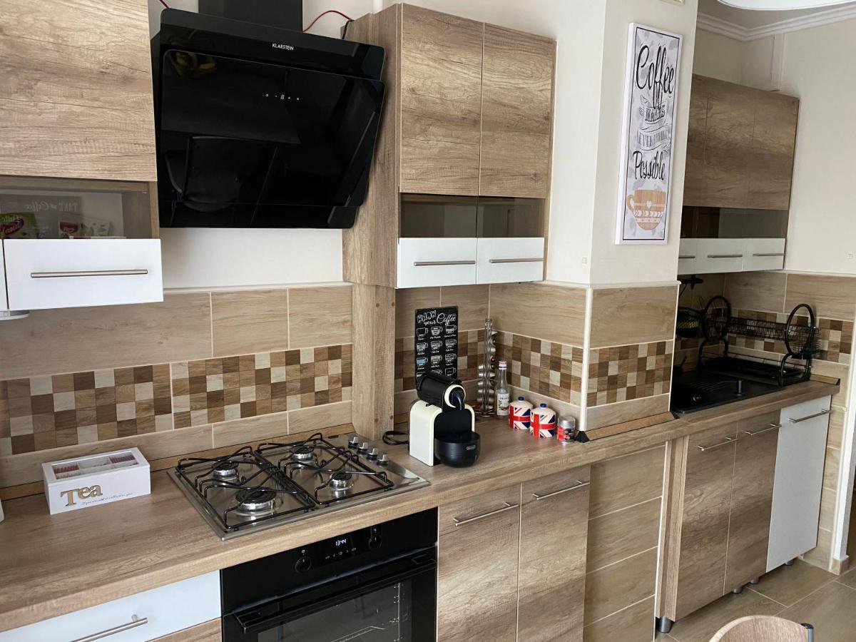 Centrum Apartman Kaposvár Exterior foto
